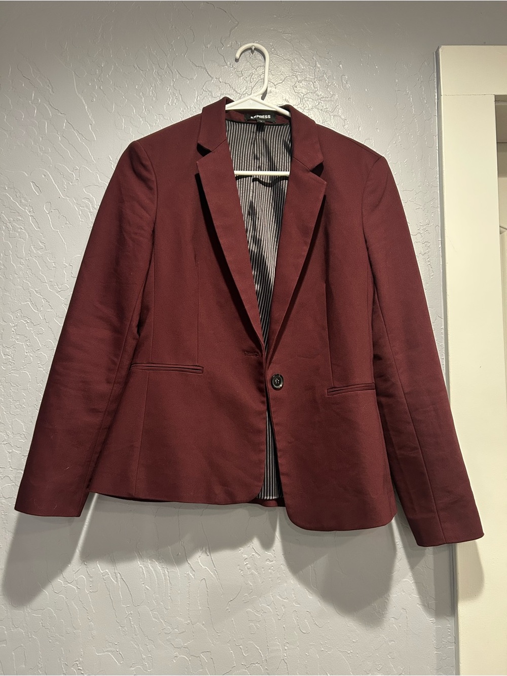 Express Men's Burgundy Single-Button Blazer